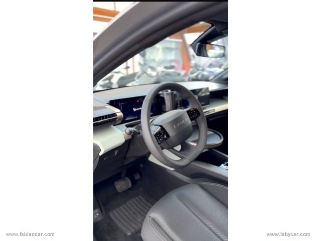 LANCIA Ypsilon Hybri...